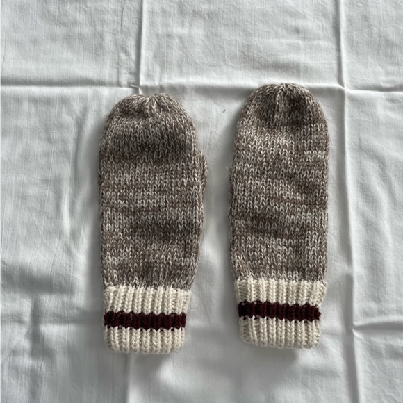 Knit Mittens - Picture 3 of 3